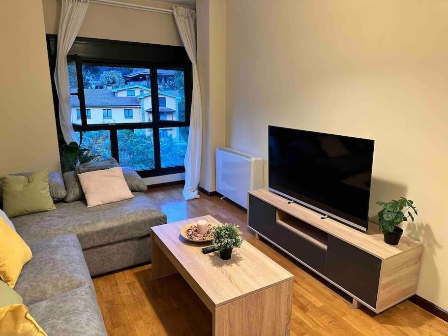 Apartamento Con Vistas A La Montana Infiesto Exterior photo